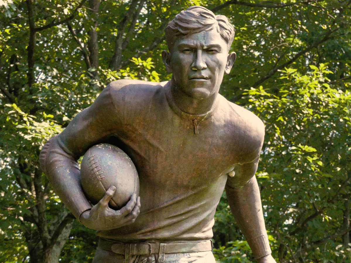 Jim Thorpe Leads the Way A Titan Welcomes You to the Lehigh Valley